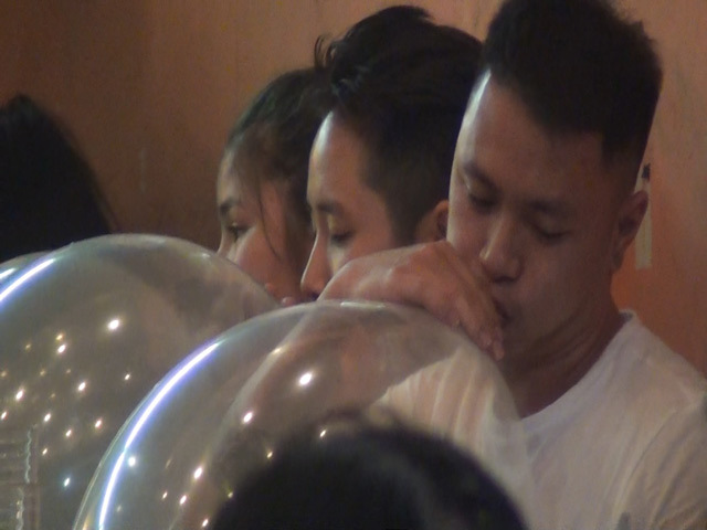 Thú chơi lạ đáng lo của nam thanh nữ tú Hà thành