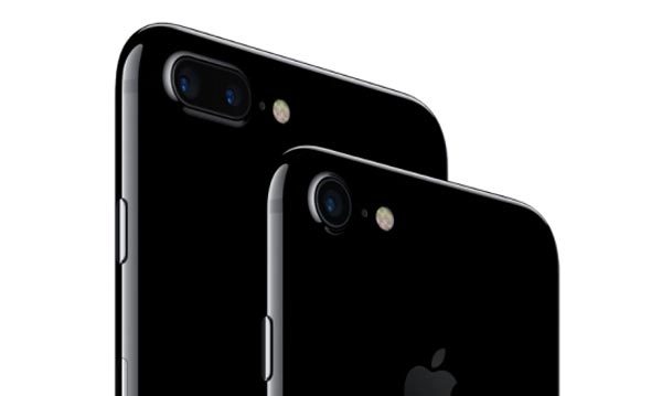 Lenovo đăng quảng cáo chế giễu iPhone 7