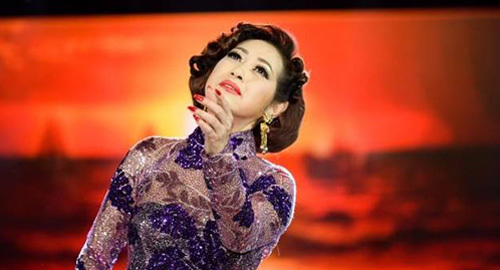 Ý Lan diễn tour xuyên Việt ‘Sa mạc tình yêu’