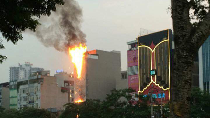 Cháy Karaoke Nguyễn Khang