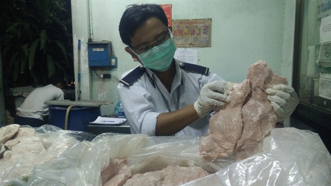 2 tấn vú heo Trung Quốc giấu trong căn biệt thự ở Sài Gòn