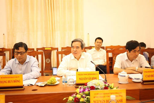 Đẩy mạnh phát triển năng lượng tái tạo