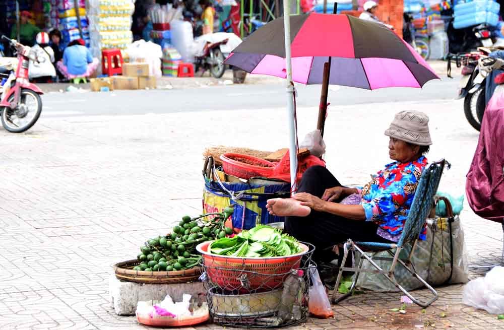 Phố bán trầu cau hơn nửa thế kỷ còn sót lại của Sài Gòn