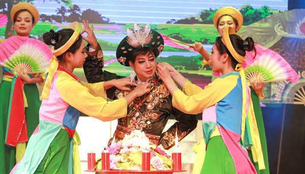 Kịch Việt lại xuất ngoại