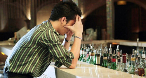 Sức khỏe lâm nguy vì cái danh ‘thần nhậu’