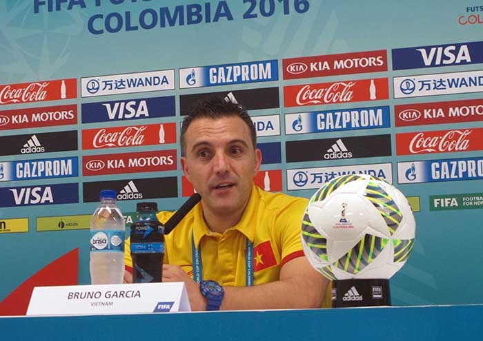 HLV Bruno: “Tuyển futsal Việt Nam đã cố hết sức”