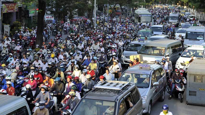 Ở Việt Nam, chạy đúng luật thì chỉ đứng một chỗ