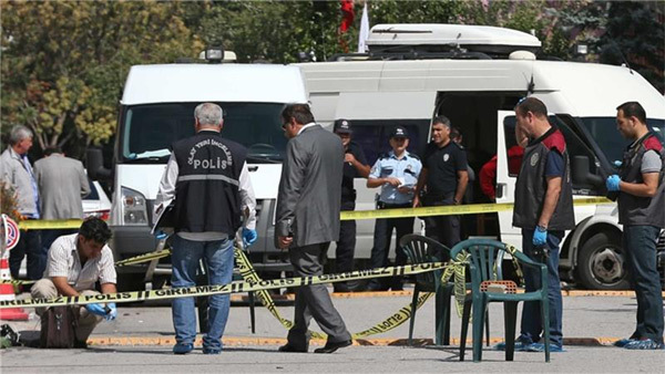 Sứ quán Israel ở Thổ bị tấn công, nghi phạm bị bắn