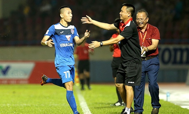 Nghiêm Xuân Tú: “Khoác áo ĐTVN quan trọng hơn sang Đức thử việc”