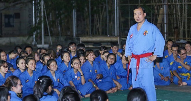 Người phát ngôn Bộ Ngoại giao làm võ sư ở trường ĐH