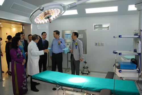 Khánh thành bệnh viện khách sạn tại Hà Nội