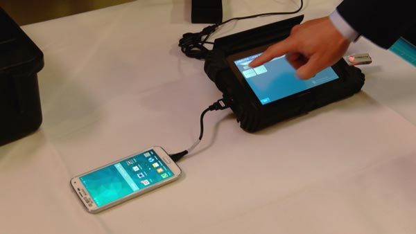 Hé lộ bí mật về công ty giúp FBI bẻ khóa iPhone của khủng bố