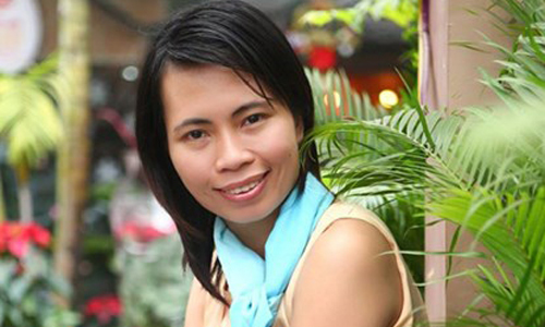 'Xin cô cho cháu vào tập đoàn nào to to một tý'