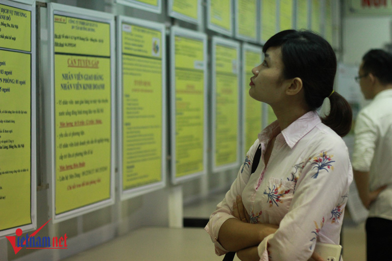 Tăng tuổi hưu: Người trẻ có lo khó tìm việc?