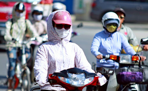 Nắng chang chang từ Bắc vào Nam