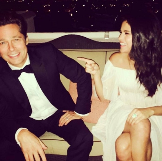 Brad Pitt lưu ảnh Selena Gomez trong điện thoại, Brad Pitt và Angelina Jolie ly dị