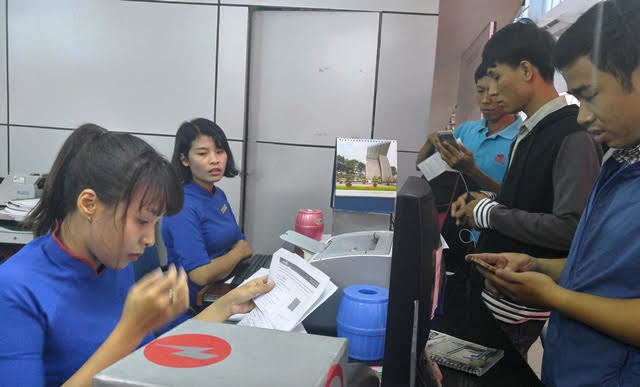 Ga Sài Gòn thông thoáng ngày đầu mở bán vé tàu Tết