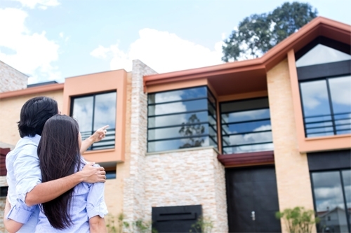Bí quyết chi tiêu để sở hữu 3 căn nhà trước tuổi 50