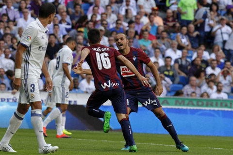 Video bàn thắng Real Madrid 1-1 Eibar