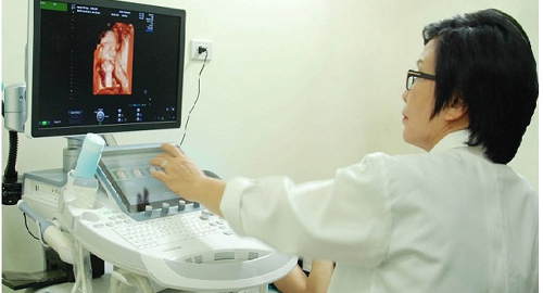 Bảo tồn trứng cho phụ nữ trẻ bị ung thư cổ tử cung