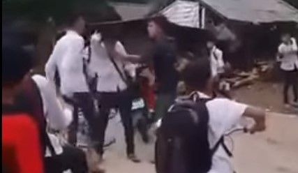 Học sinh từng bị phụ huynh của bạn đánh đã treo cổ tự tử