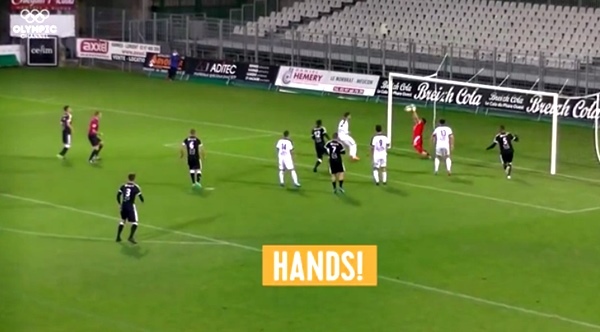 Video pha cứu thua đỉnh nhất năm 2016