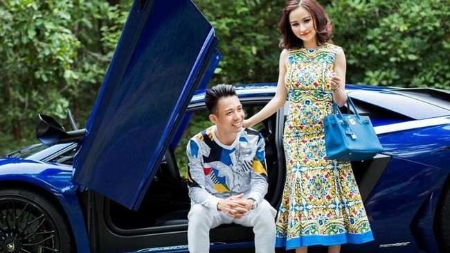 Siêu xe Lamborghini Aventador SV chỉ làm nền cho Minh 