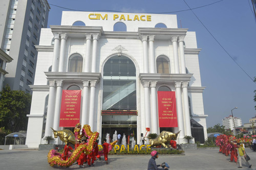 Gắn biển kỉ niệm tại Trung tâm CTM Place