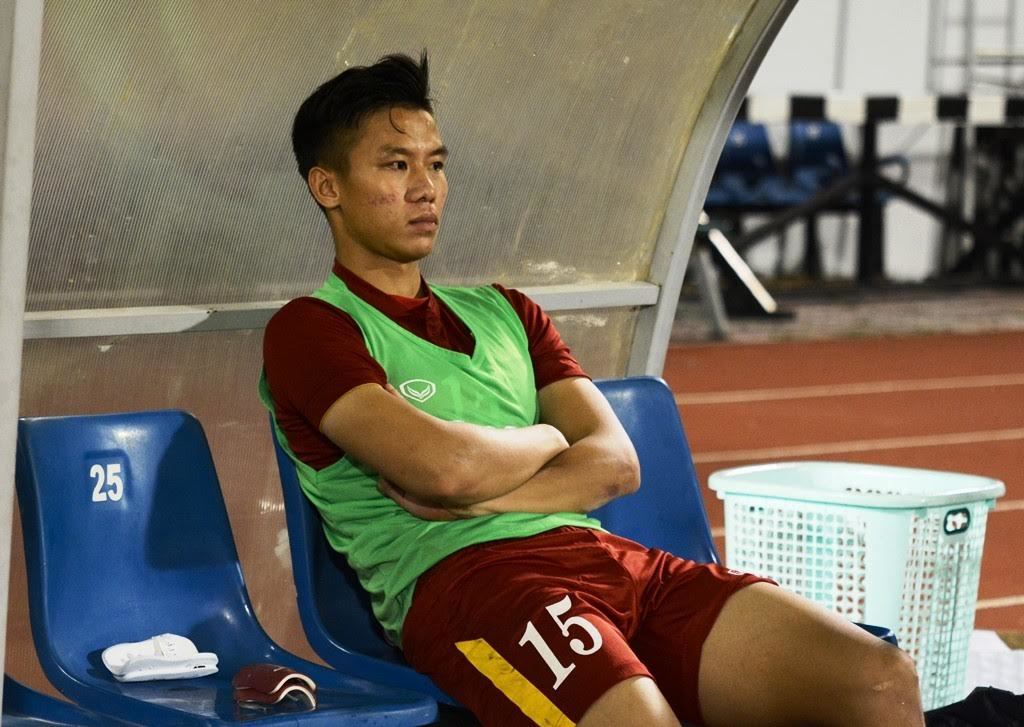 Chấn thương nặng, Quế Ngọc Hải chạy đua dự AFF Cup