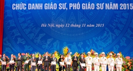 Lực lượng Công an có thêm 4 giáo sư, 26 phó giáo sư