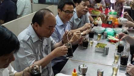 Nghĩ về ly cà phê 8.000 của Thủ tướng