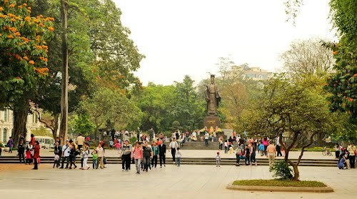 Mệnh trời và ý dân