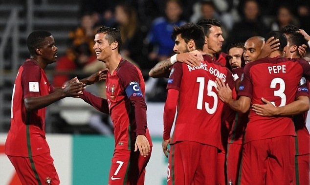 Ronaldo lập công, Bồ Đào Nha 
