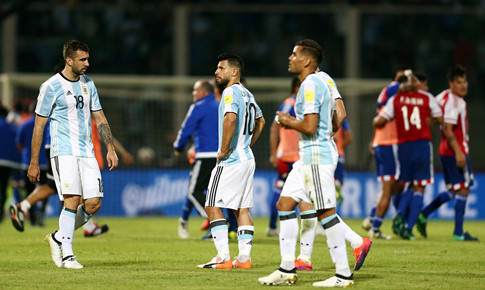 Vắng Messi, Argentina 