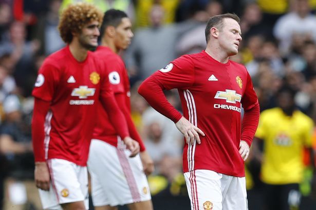 Muốn tống cổ Rooney, MU cắn răng mất 26 triệu bảng