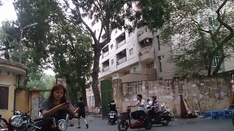 Hà Nội: Nam sinh rơi từ tầng 7 ký túc xá tử vong