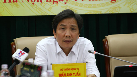 Thứ trưởng chạnh lòng khi báo chí nói về quy trình