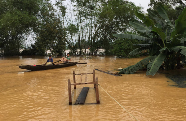 Huyện Hương Khê - Hà Tĩnh ngập sâu.