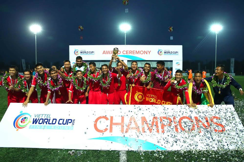 “Cháy” phở tại World Cup bóng đá phong trào