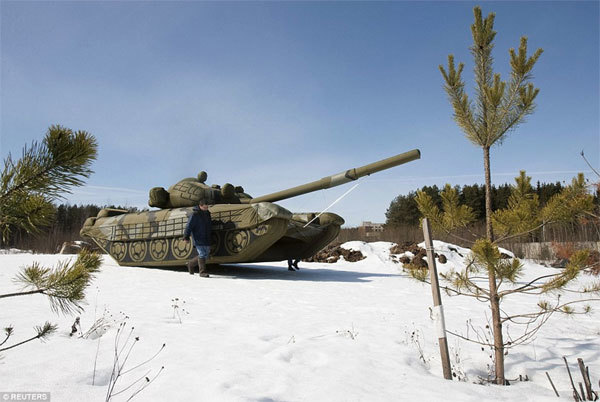 Hé lộ vũ khí ngụy trang bí mật của Putin