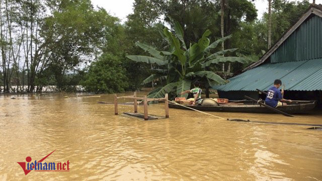 Đến vùng 'rốn lũ' Hương Khê, Hà Tĩnh