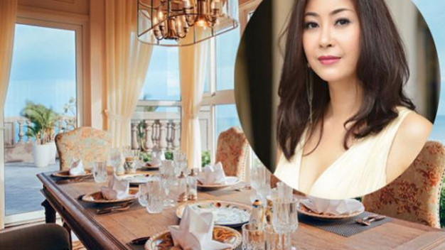 Cuộc sống xa hoa của hoa hậu Việt đăng quang trẻ tuổi nhất