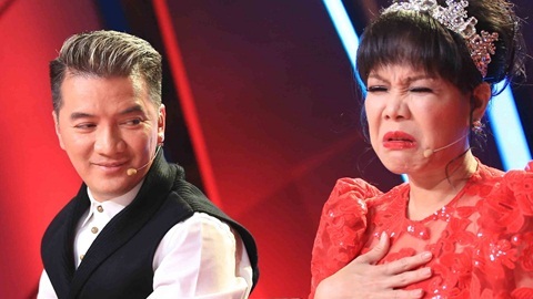 Việt Hương muốn 'làm thiếp' Mr Đàm, đòi cuối năm cưới