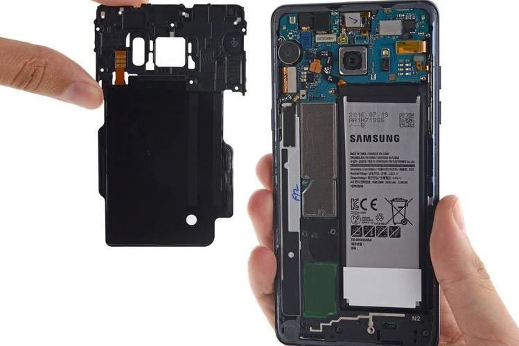 Làm ngược đối thủ, Samsung tự kiểm nghiệm pin Note 7