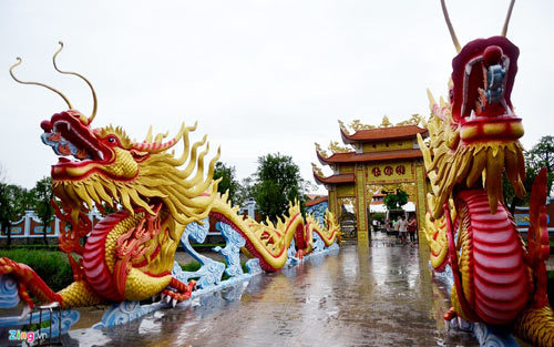 Hoài Linh, danh hài Hoài Linh, nhà thờ tổ Hoài Linh, câu nói của Hoài Linh