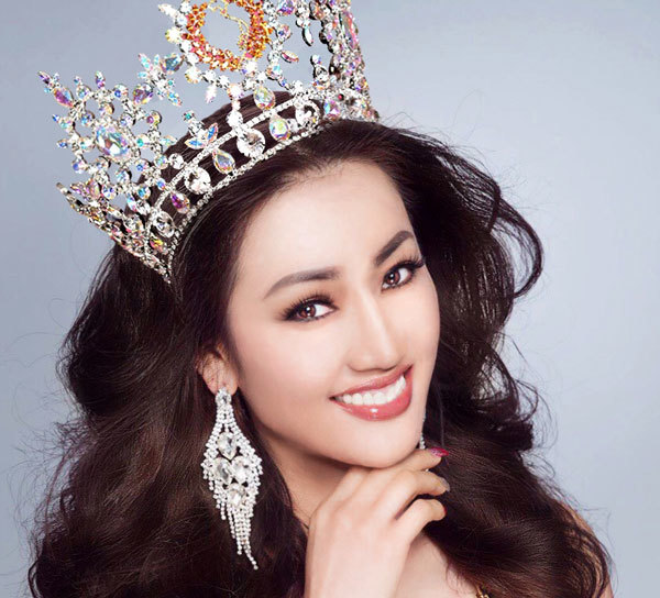 Tracy Hằng Nguyễn dự thi Hoa hậu quý bà thế giới 2016