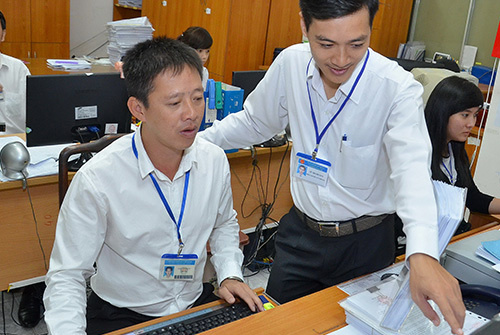 Lãnh đạo tỉnh vi hành lộ chuyện quan sở báo cáo 'láo'