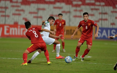 Video U19 Việt Nam kiên cường cầm hòa U19 Iraq