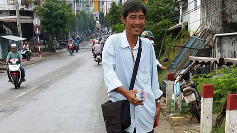 Người đàn ông bán vé số trúng 92 tỷ bất ngờ xuất hiện