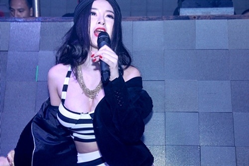 Sự ‘hồi sinh’ bất ngờ của Angela Phương Trinh